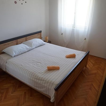 Vacation Home Ivan Kasic ภายนอก รูปภาพ