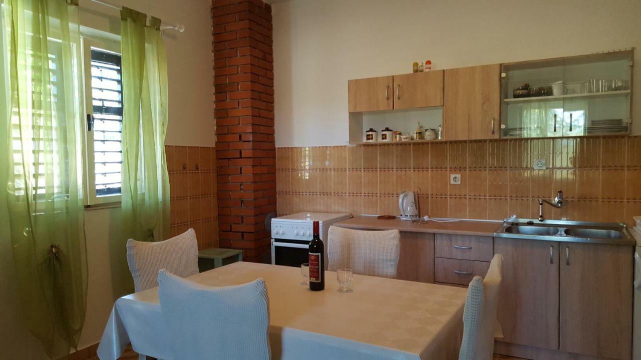 Vacation Home Ivan Kasic ภายนอก รูปภาพ